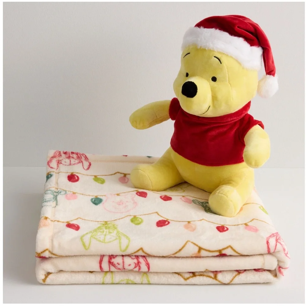NWT-Santa-Winnie the Pooh Plush Buddy + Pooh & Friends Holiday 50x60 Blanket Set